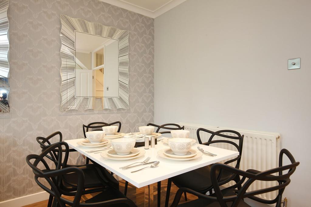 Sach'S 2 Bedrooms Apartment - No Lift London Exterior photo