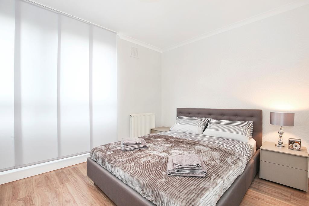 Sach'S 2 Bedrooms Apartment - No Lift London Exterior photo